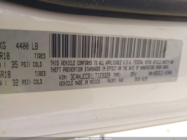 3C4NJCCB1LT123329 Jeep 2020