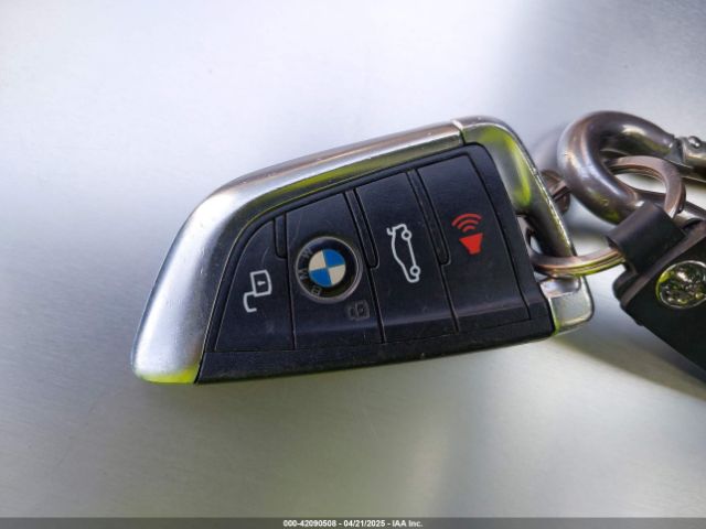 3MW5R1J03L8B17207 BMW 330I