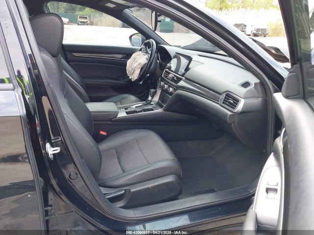 1HGCV1F34MA066364 Honda Accord Sport