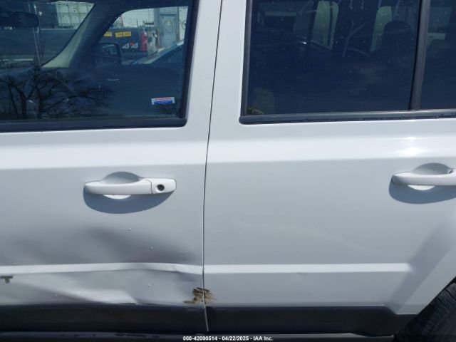 1C4NJPBAXFD209149 Jeep Patriot Sport