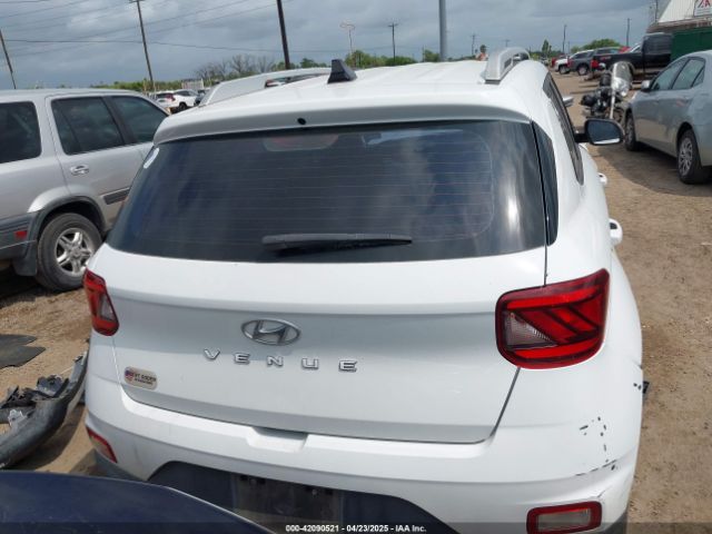 KMHRC8A3XMU063817 Hyundai Venue Sel