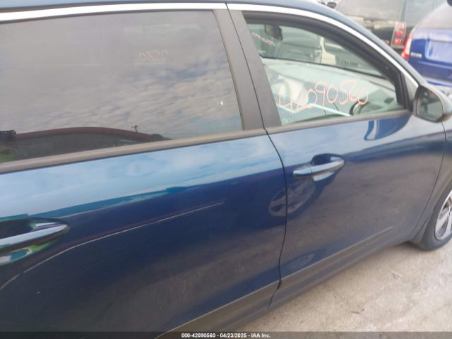 KNDCB3LCXN5512079 KIA NIRO LX
