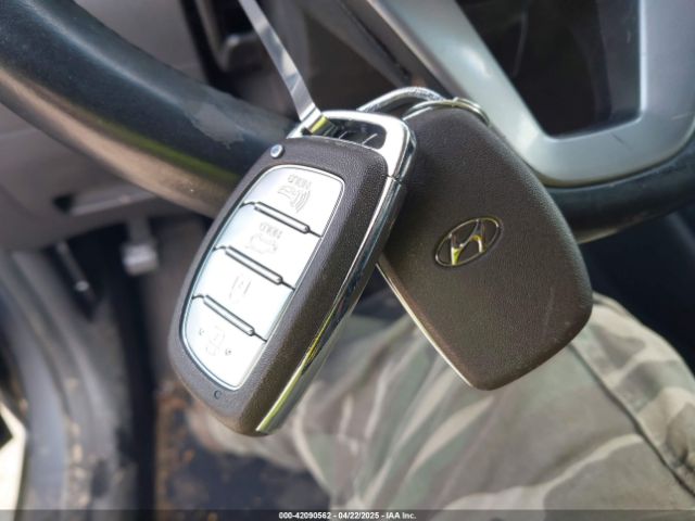 KM8J3CA21HU407189 Hyundai Tucson Sport