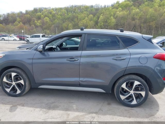 KM8J3CA21HU407189 Hyundai Tucson Sport