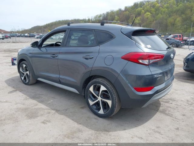 KM8J3CA21HU407189 Hyundai Tucson Sport