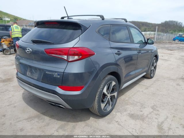 KM8J3CA21HU407189 Hyundai Tucson Sport