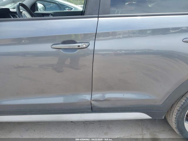 KM8J3CA21HU407189 Hyundai Tucson Sport