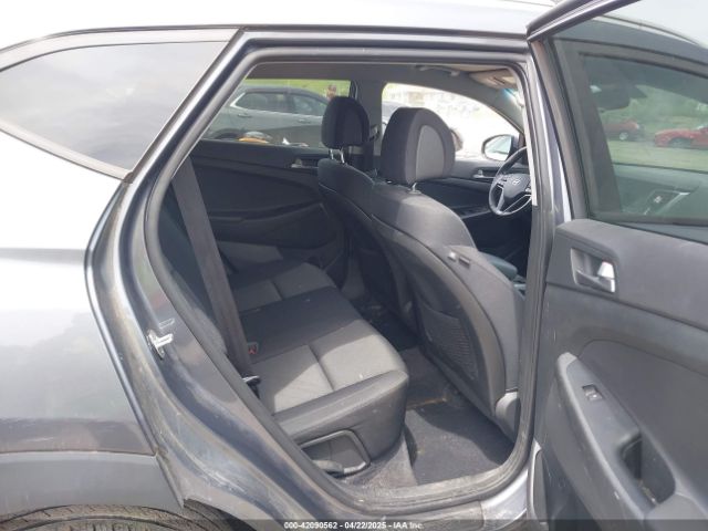 KM8J3CA21HU407189 Hyundai Tucson Sport