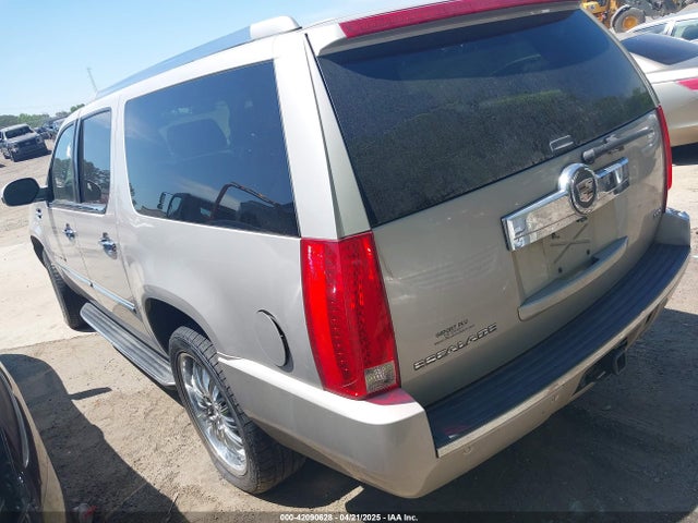 2007 CADILLAC ESCALADE ESV 1GYFK66847R217166 Photo 2