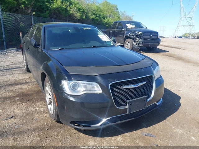 Aukcja sprzedaży 2018 Chrysler 300 Touring, vin: 2C3CCAAG1JH320581, numer aukcji: 42090639