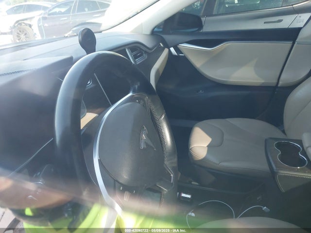 2015 TESLA MODEL S 5YJSA1H16FFP66673 Photo 6