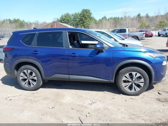 5N1BT3BB9NC709303 Nissan Rogue Sv Intelligent Awd