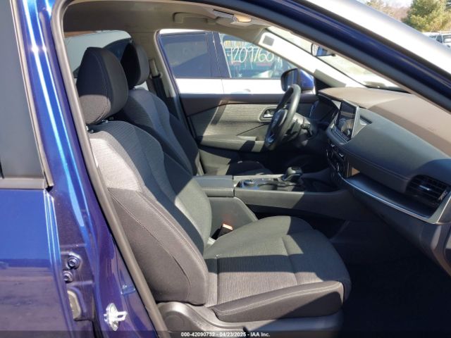 5N1BT3BB9NC709303 Nissan Rogue Sv Intelligent Awd