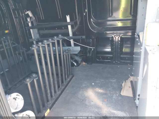 1FTYE2Y82NKA36083 Ford Transit-150