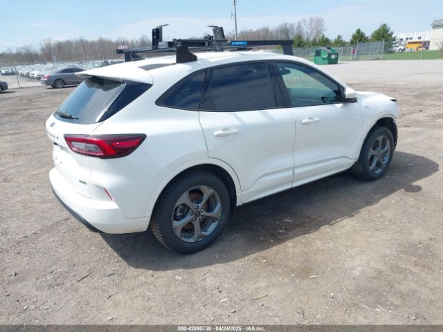 1FMCU9NZ0RUA27634 Ford Escape St-line Select