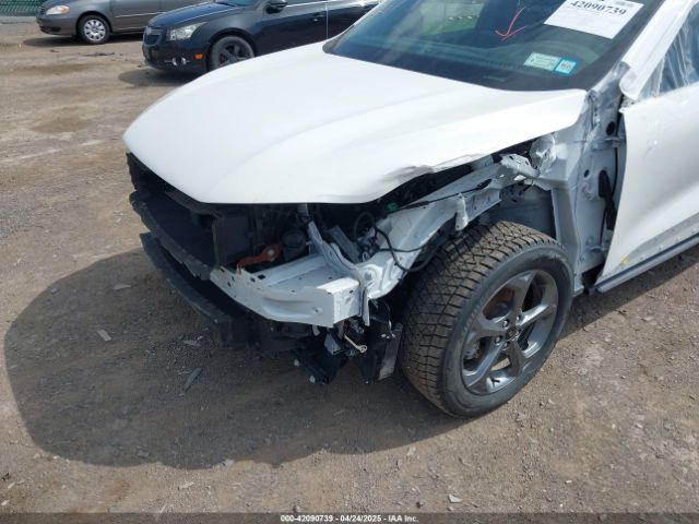 1FMCU9NZ0RUA27634 Ford Escape St-line Select