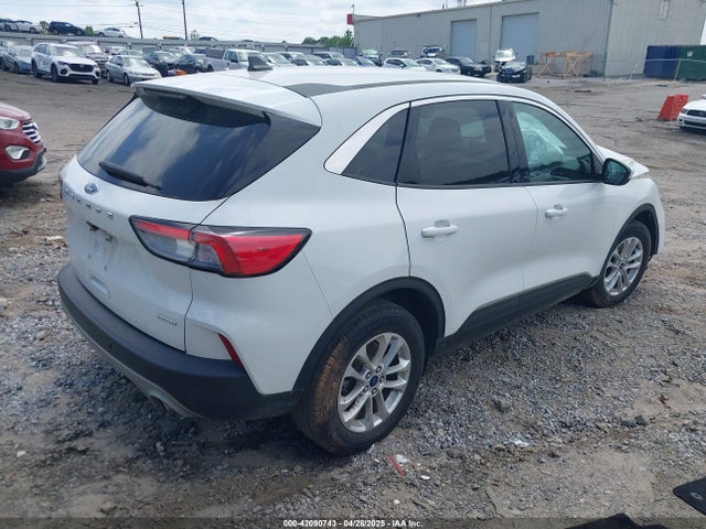 1FMCU0G61LUC46897 Ford ESCAPE SE