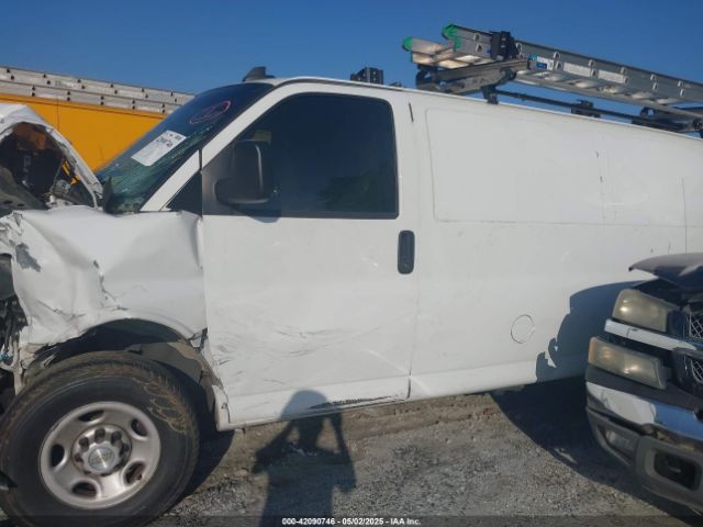1GCWGAFP0L1261725 Chevrolet Express Cargo Rwd 2500 Regular Wheelbase Wt