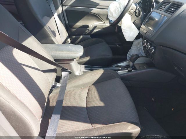 2019 MITSUBISHI OUTLANDER SPORT JA4AP4AU9KU023341 Photo 4