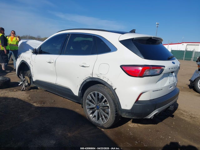 1FMCU9J98LUB45539 Ford Escape Titanium