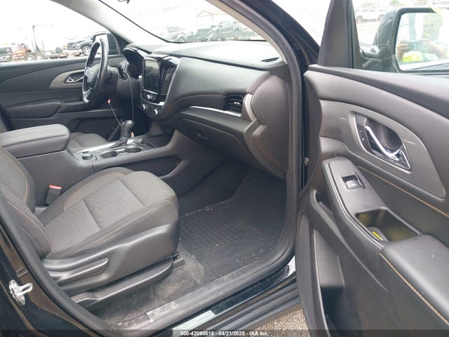 1GNEVGKW3KJ305899 Chevrolet Traverse 1lt