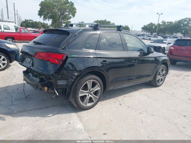 WA1CNAFY2K2018518 Audi Q5 45 Premium