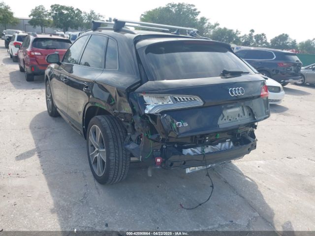 WA1CNAFY2K2018518 Audi Q5 45 Premium