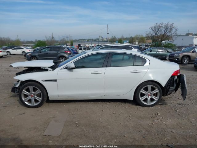 SAJAJ4FX7JCP23102 Jaguar Xe 25t Premium