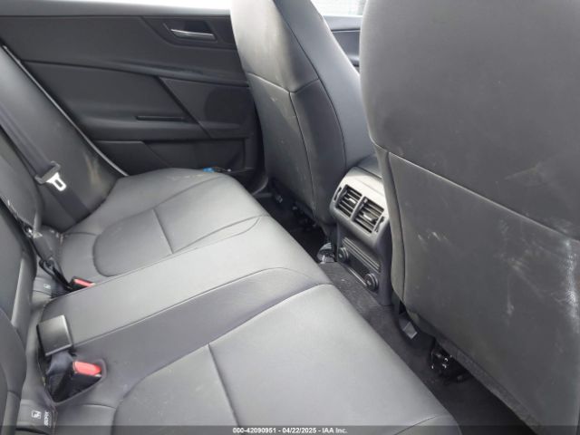 SAJAJ4FX7JCP23102 Jaguar Xe 25t Premium