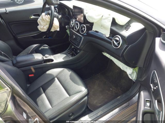 WDDSJ4EB2FN184172 Mercedes-Benz CLA 250