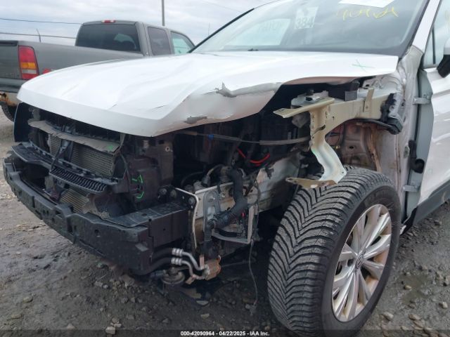 3VV0B7AX2KM070101 Volkswagen Tiguan 2.0t S