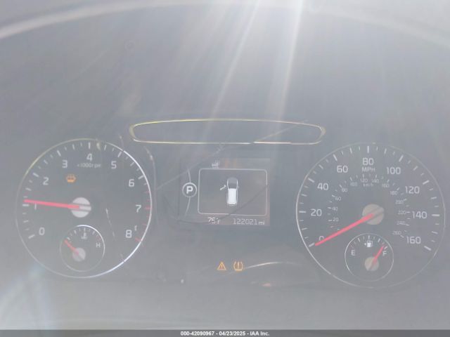 5XYPG4A37HG255017 KIA Sorento 2.4l Lx