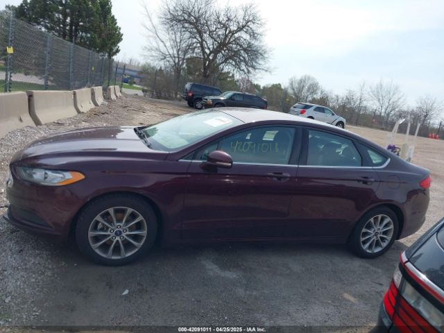 3FA6P0HDXHR350377 Ford FUSION SE