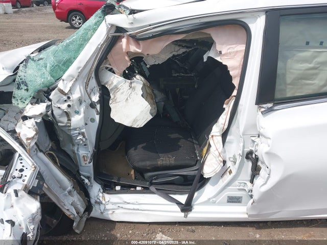 3N1AB7AP0KY317713 Nissan SENTRA SV