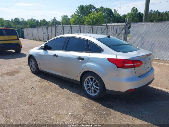 2018 FORD FOCUS 1FADP3F22JL237991 Photo 2