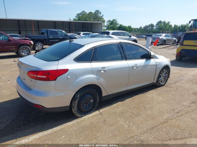 2018 FORD FOCUS 1FADP3F22JL237991 Photo 3