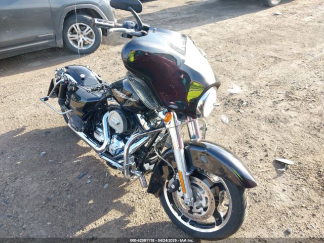 2012 HARLEY-DAVIDSON FLHX 1HD1KBM14CB676827