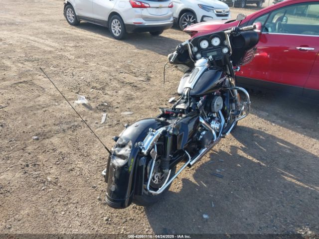 2012 HARLEY-DAVIDSON FLHX 1HD1KBM14CB676827 Photo 3