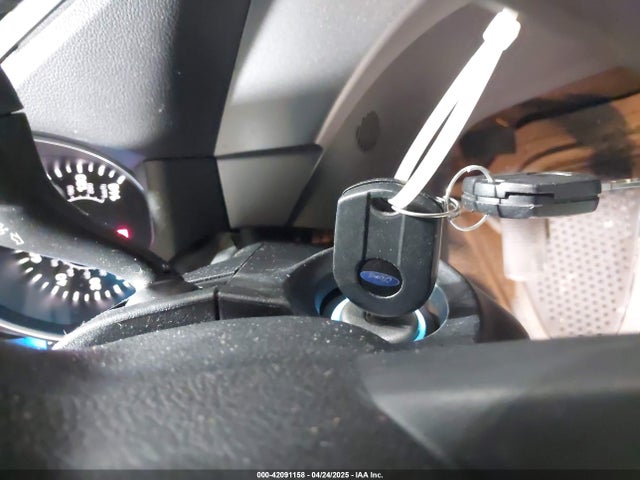 1FMCU0F73HUE27954 Ford ESCAPE S