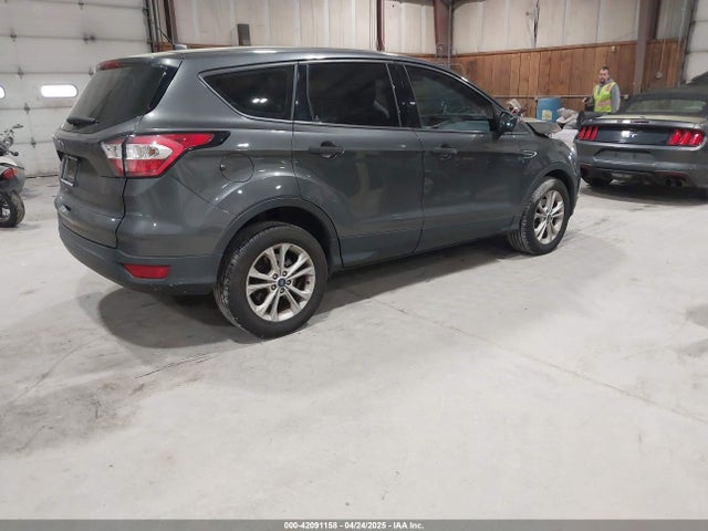 1FMCU0F73HUE27954 Ford ESCAPE S