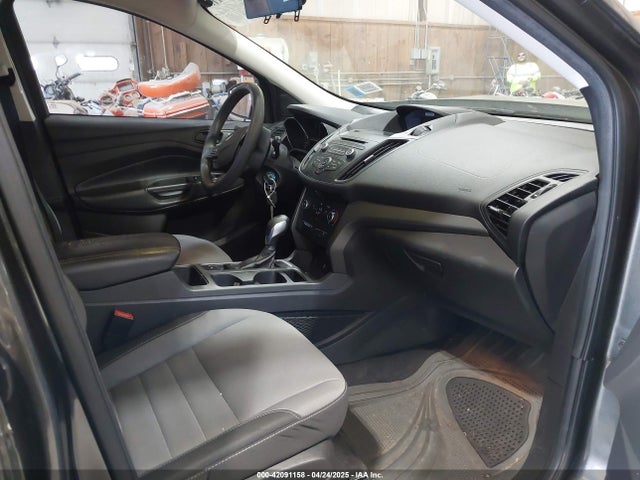 1FMCU0F73HUE27954 Ford ESCAPE S