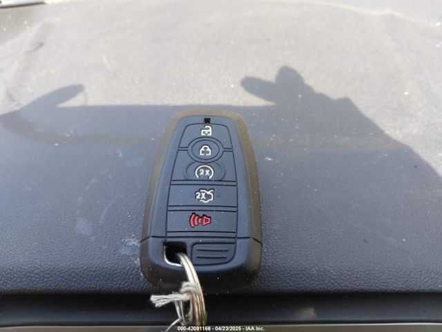1FMCU0H60NUA07052 Ford ESCAPE SEL
