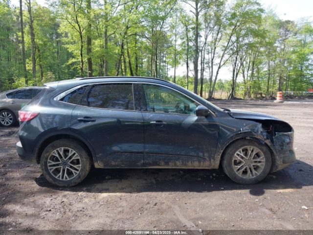 1FMCU0H60NUA07052 Ford ESCAPE SEL