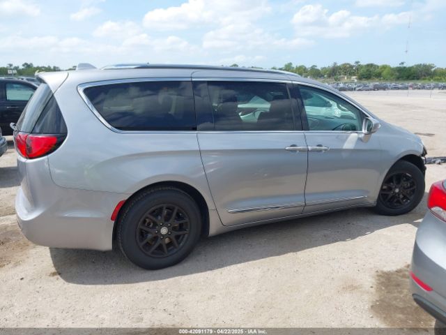 2C4RC1BG1LR268936 Chrysler Pacifica Touring L