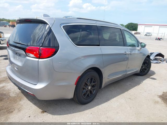 2C4RC1BG1LR268936 Chrysler Pacifica Touring L