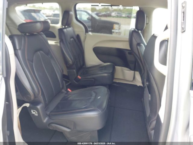 2C4RC1BG1LR268936 Chrysler Pacifica Touring L