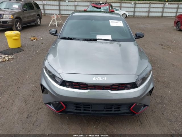 3KPF54AD6PE578979 KIA Forte Gt-line