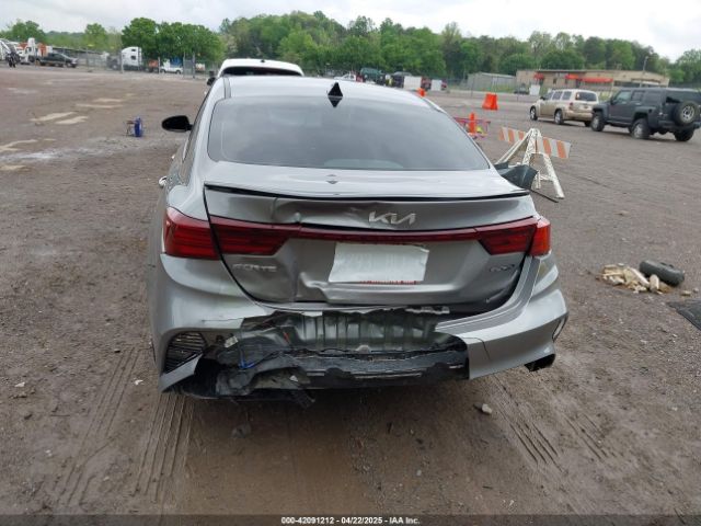 3KPF54AD6PE578979 KIA Forte Gt-line