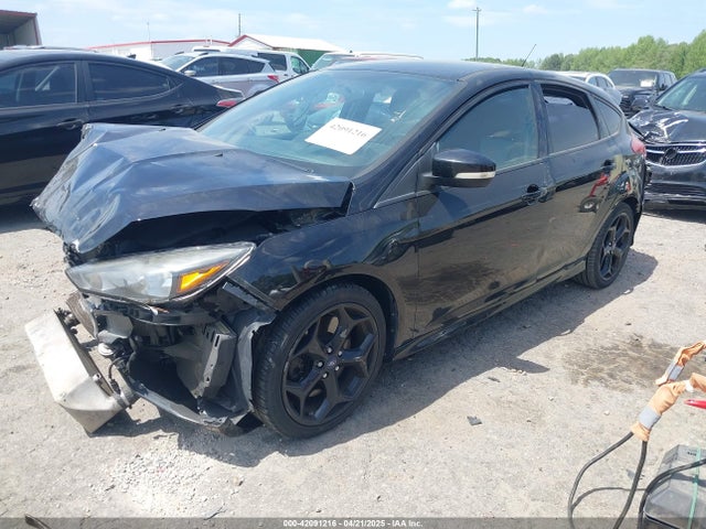 1FADP3L91GL328258 Ford FOCUS ST
