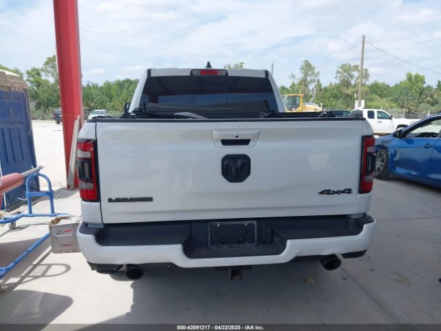 1C6SRFJT1LN325085 RAM 1500 Laramie  4x4 5'7 Box